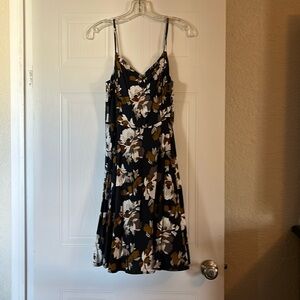 Old Navy Floral Cami Dress Size M Spaghetti Strap